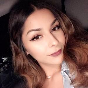 Meet your Posher, Karina